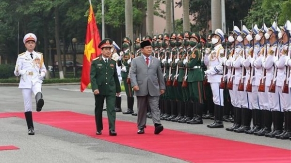 Viet Nam, Indonesia agree to advance defence ties