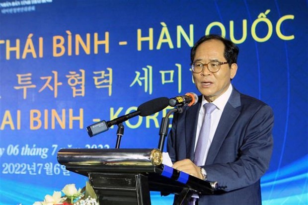 RoK Ambassador to Vietnam Park Noh-wan speaks at the conference. (Source: VNA)