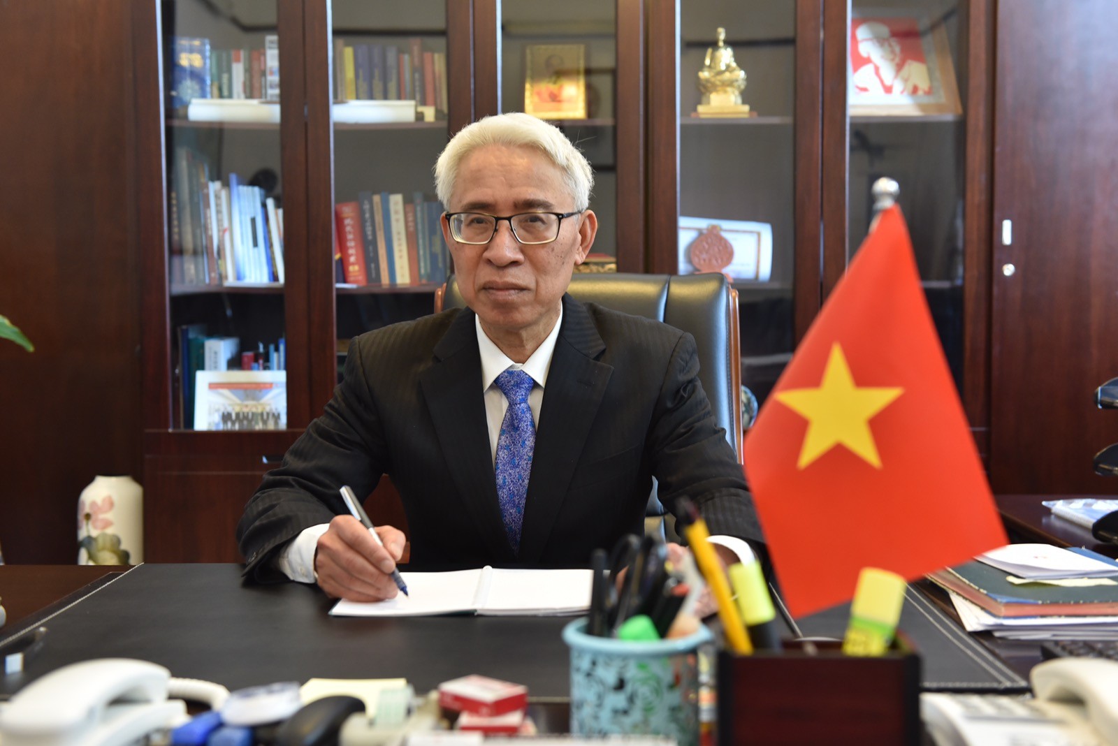 Ambassador highlights new strides in Vietnam-China relations