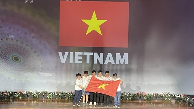 Int’l Mathematical Olympiad: Vietnam places at the 4th position out of the 104 teams