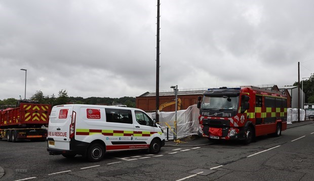 Local authorities seal off the scene of the Manchester fire. (Source: VNA)
