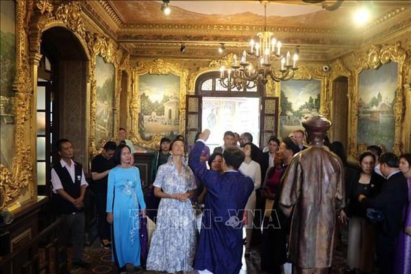 UNESCO Director-General Audrey Azoulay visits An Dinh Palace. (Source: VNA)