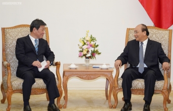 PM Nguyen Xuan Phuc welcomes Japanese Foreign Minister