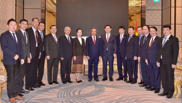 People-to-people diplomacy important to Viet Nam-Laos relations: NA Chairman