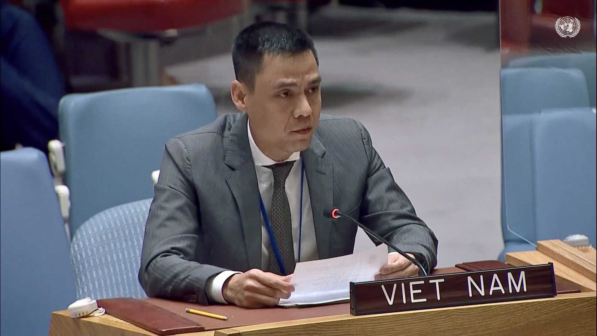 Vietnam calls for augmented efforts to protect civilians in conflicts