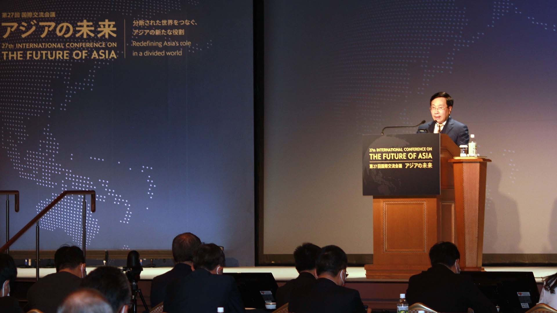 Phó Thủ tướng Thường trực Phạm Bình Minh phát biểu tại Hội nghị Quốc tế về Tương lai châu Á ở Tokyo. (Nguồn: TTXVN)