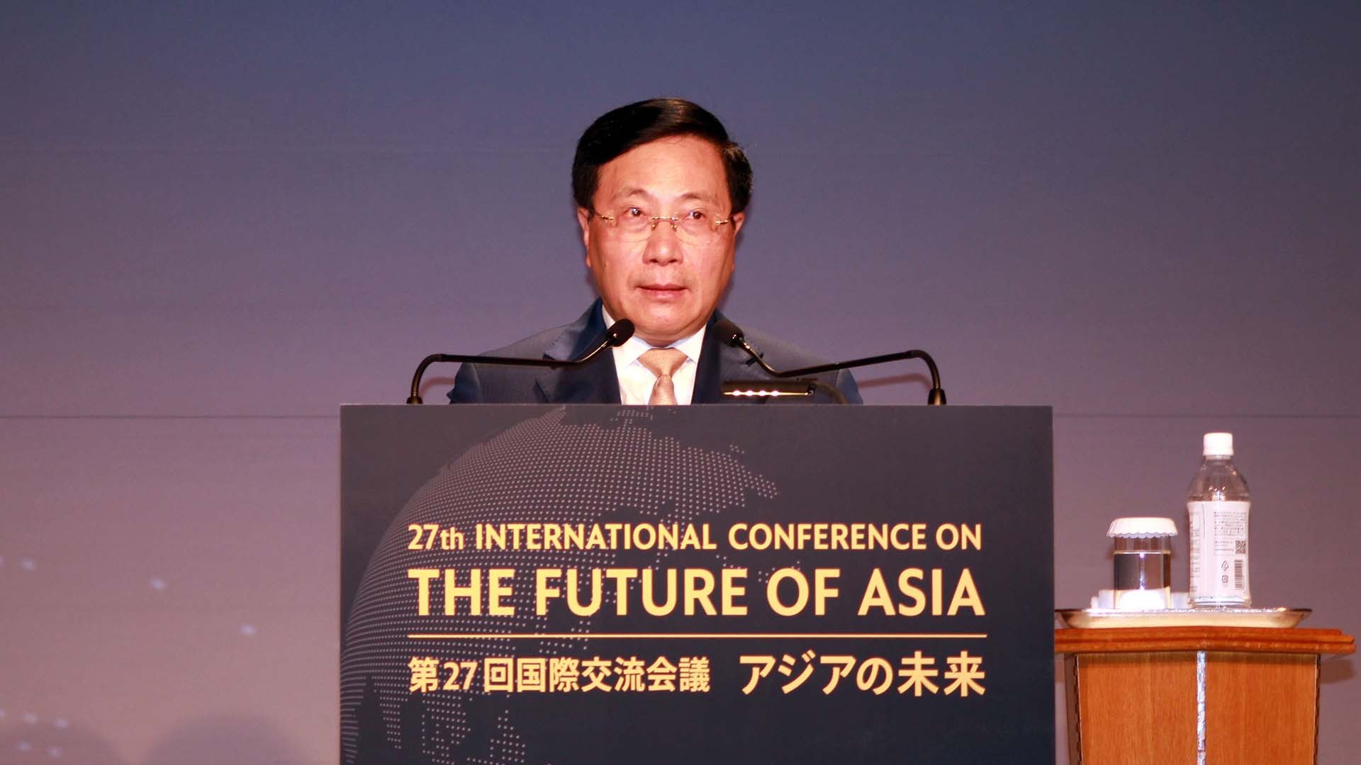 Phó Thủ tướng Thường trực Phạm Bình Minh phát biểu tại Hội nghị Quốc tế về Tương lai châu Á ở Tokyo. (Nguồn: TTXVN)