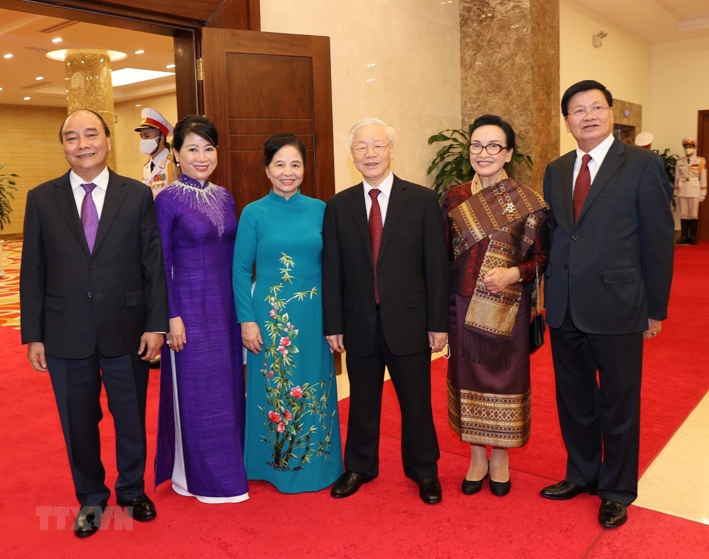 Viet Nam and Laos issue joint statement