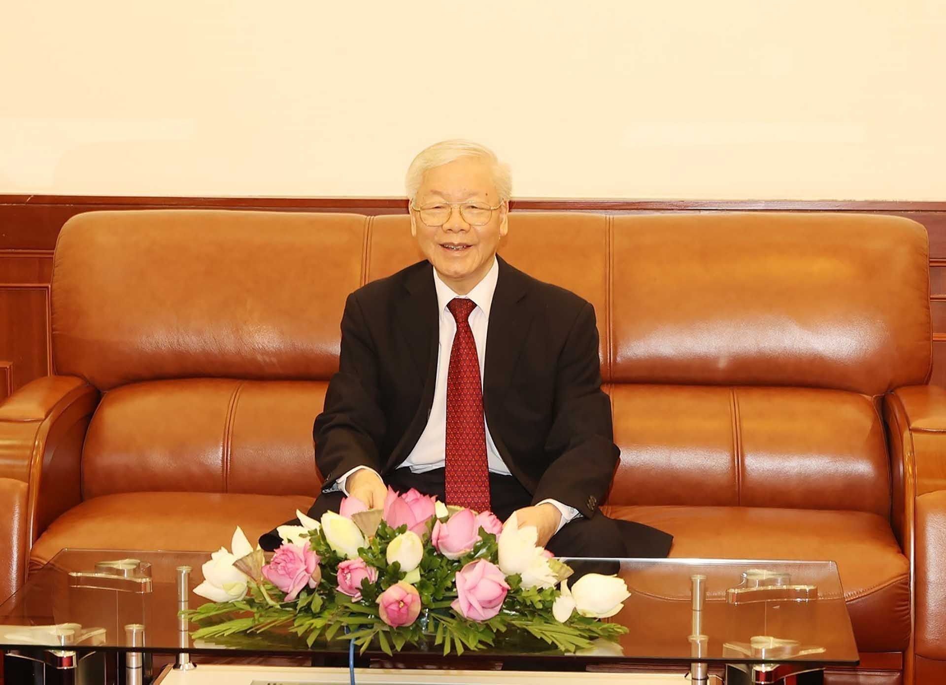 Tổng Bí thư Nguyễn Phú Trọng điện đàm với Chủ tịch Đảng Nhân dân Campuchia, Thủ tướng Campuchia Hun Sen. (Nguồn: TTXVN)