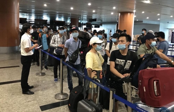 Vietnamese Embassy in Myanmar coordinated to repatriate nearly 240 citizens stranded due to COVID-19