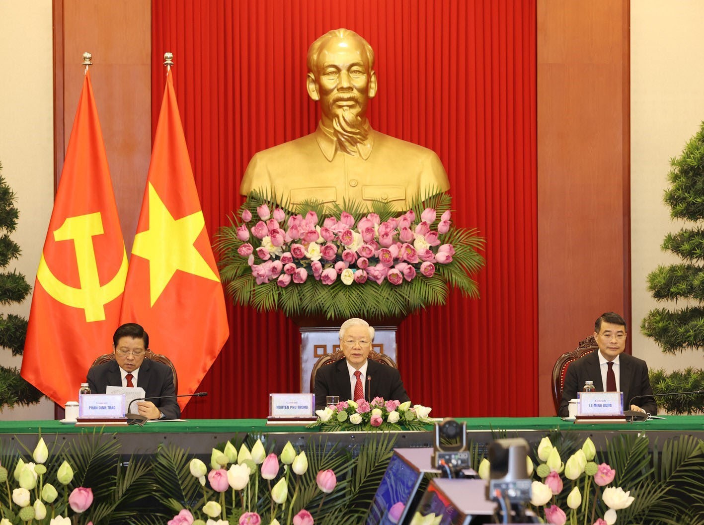 Tổng Bí thư Nguyễn Phú Trọng dẫn đầu Đoàn đại biểu cấp cao Đảng Cộng sản Việt Nam tham dự Hội nghị thượng đỉnh giữa Đảng Cộng sản Trung Quốc với các chính đảng trên thế giới. (Nguồn: TTXVN)