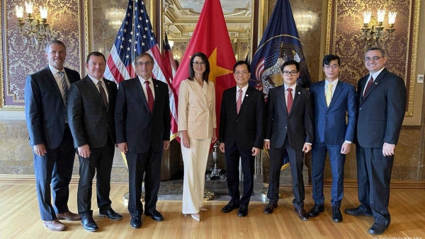 Ambassador’s visit strengthens Viet Nam’s ties with US state