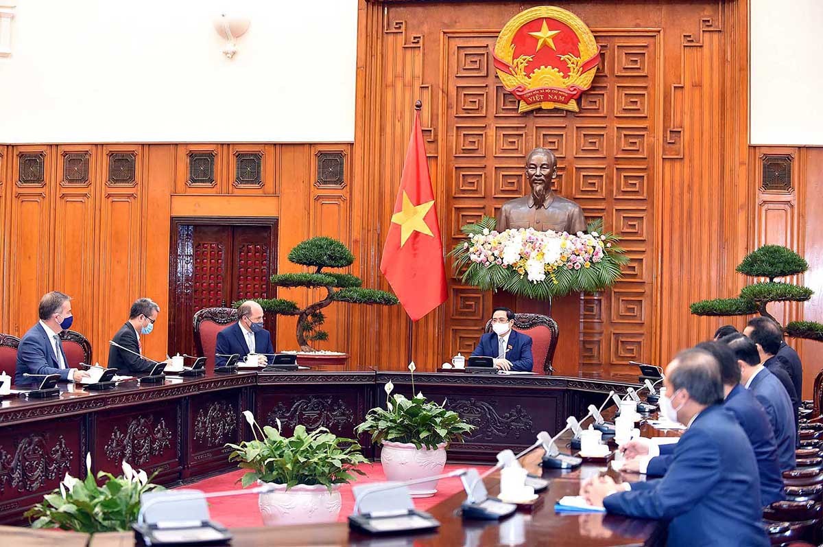 Prime Minister Pham Minh Chinh welcomes UK Secretary of State for Defence