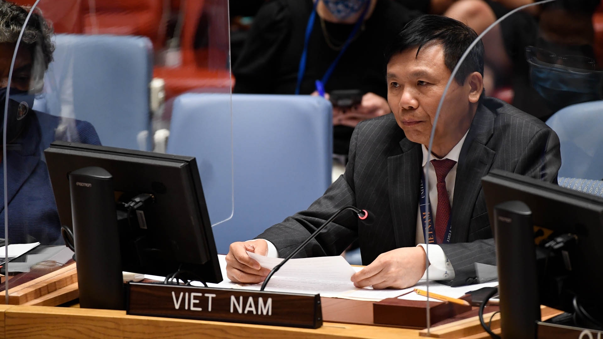 Viet Nam calls for ensuring security of elections in Iraq: Ambassador Dang Dinh Quy