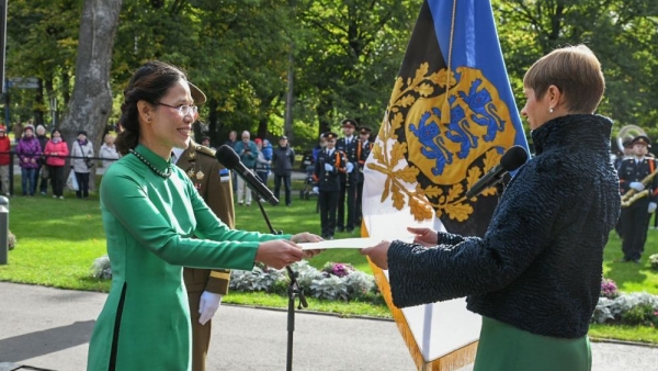 Estonian President believes in stronger friendship with Vietnam