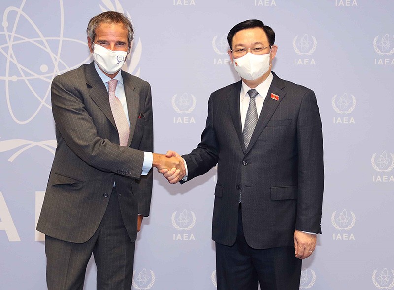 Top Vietnamese legislator Vuong Dinh Hue meets with IAEA leader Rafael Mariano Grossi