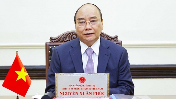 President Nguyen Xuan Phuc holds online talks with Japanese Prime Minister Suga Yoshihide