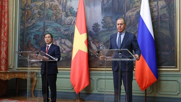 Russian media highlight Vietnamese FM Bui Thanh Son’s visit