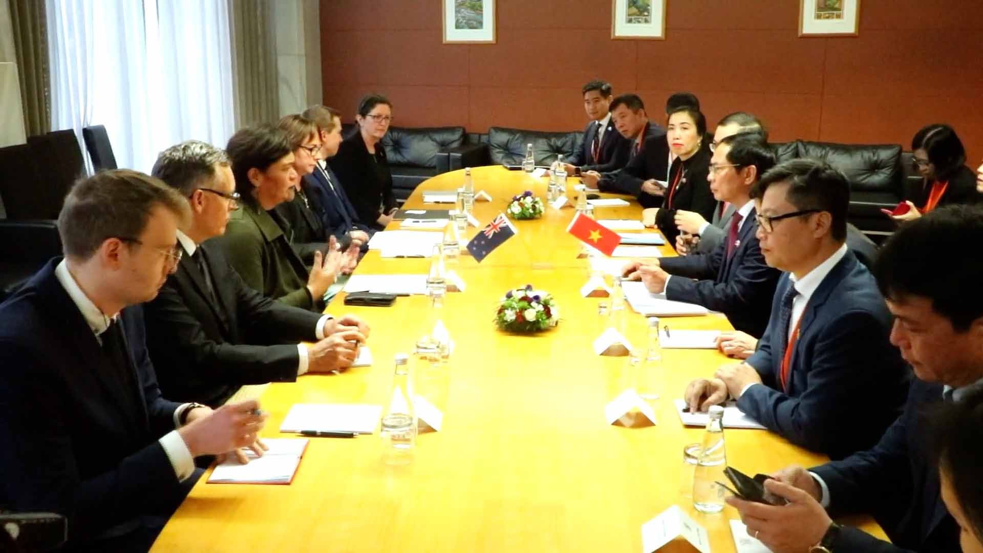 Bộ trưởng Bùi Thanh Sơn thăm chính thức New Zealand và đồng chủ trì Hội nghị Bộ trưởng Ngoại giao Việt Nam-New Zealand lần thứ nhất