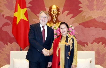 EP officials hail Vietnam’s readiness for EVFTA, IPA
