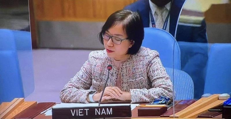 Tham tán Công sứ, Phó Trưởng Phái đoàn Thường trực Việt Nam tại LHQ Nguyễn Phương Trà phát biểu tại cuộc họp.