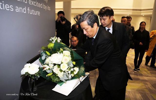 Vietnamese expats in UK mourn victims of lorry tragedy