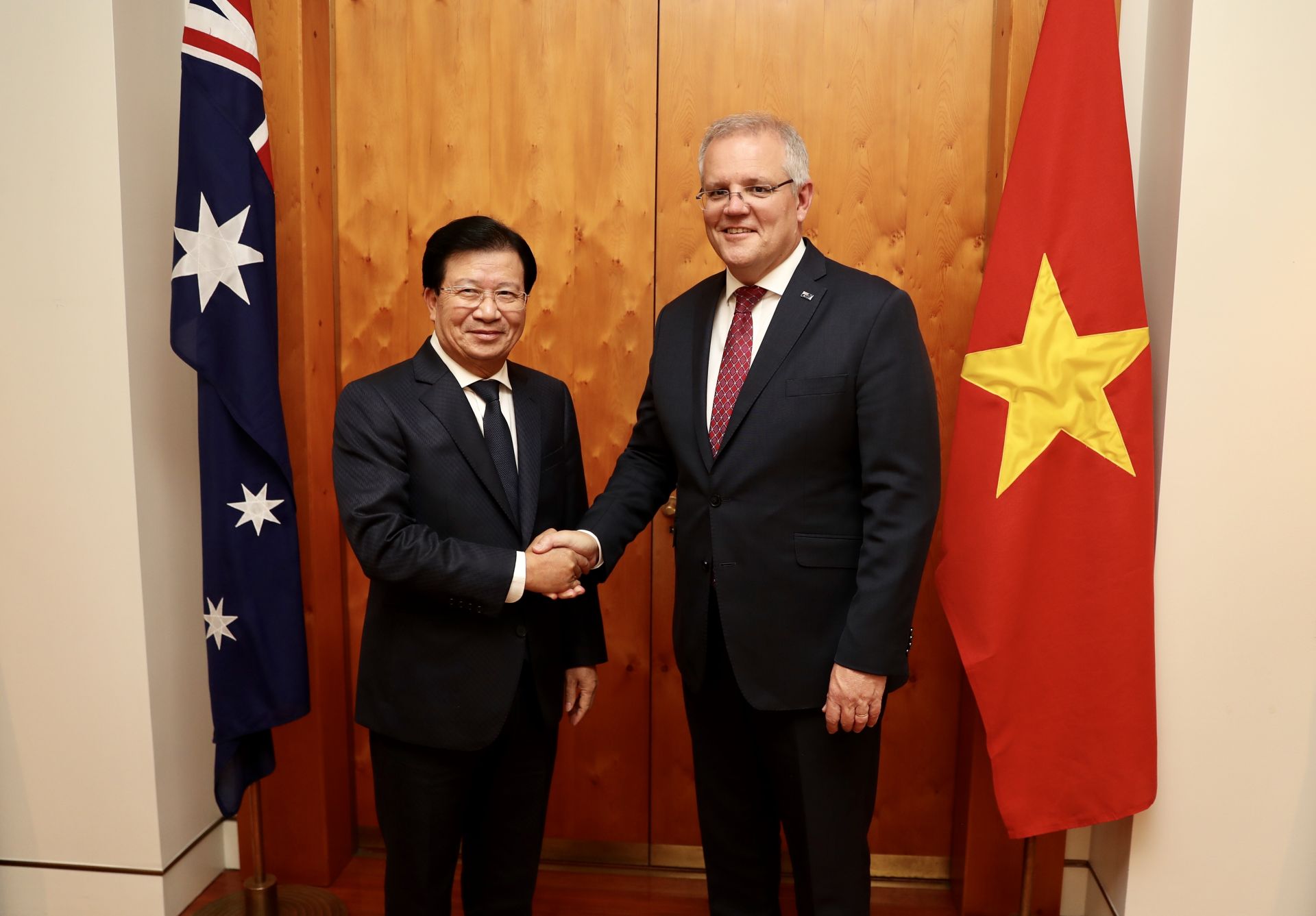 australian pm morrison reaffirms commitments to foster strategic ties with vn
