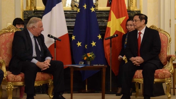 Prime Minister Pham Minh Chinh meets President of French Senate Gerard Larcher