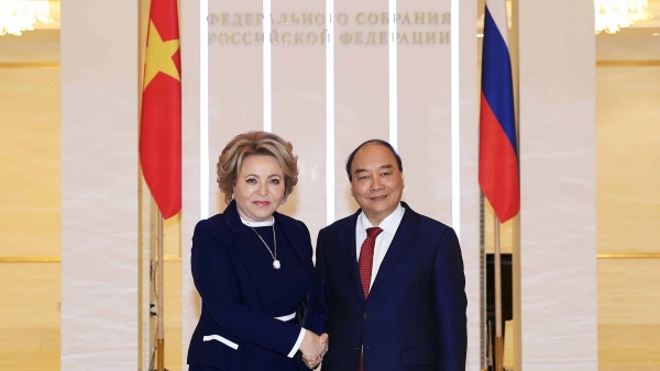 President Nguyen Xuan Phuc meets with Speaker of Russia’s Federal Council