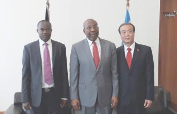 Uganda keen on boosting ties with Vietnam