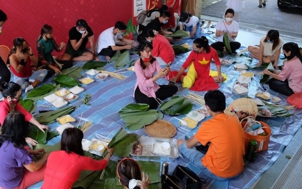 Vietnamese nationals residing in Singapore are eager to take part in the contest. (Photo: VNA) Vietnamese nationals residing in Singapore are eager to take part in the contest. (Photo: VNA)