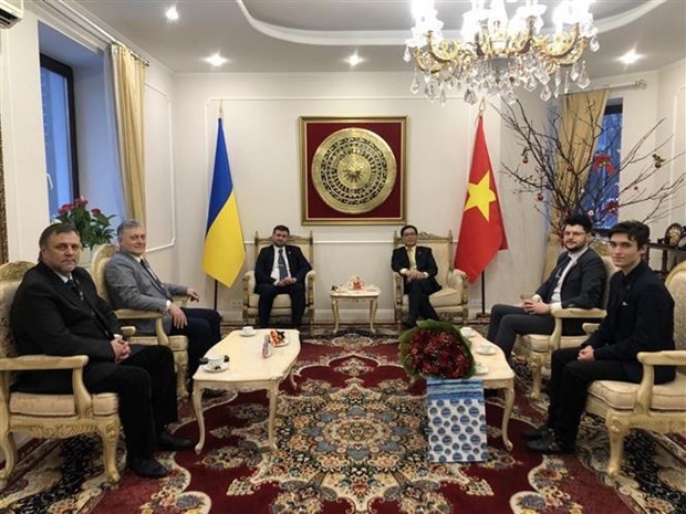 Viet Nam strengthens ties with Ukrainian friends