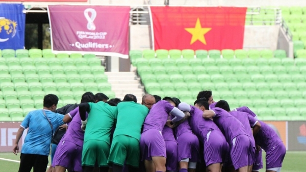 Ambassador inspires Vietnamese team ahead WC qualifier against Australia