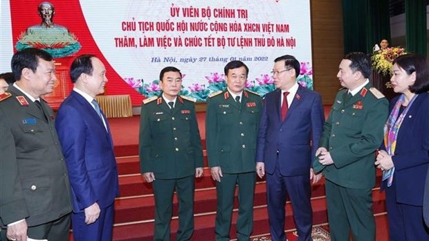 NA Chairman pays pre-Tet visits to Hanoi Capital High Command, Mobile Police High Command