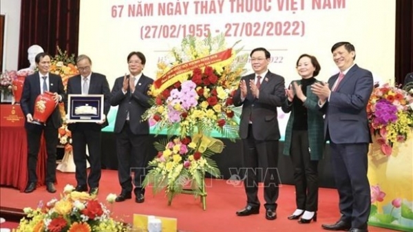 NA Chairman attends celebration of 67th Vietnamese Doctors’ Day in Hanoi