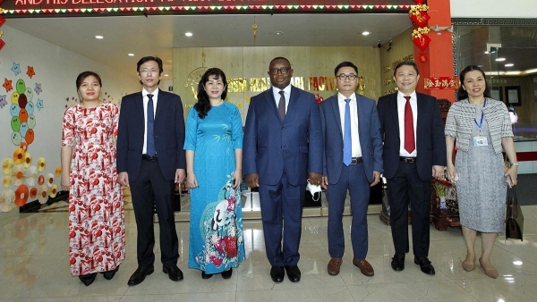 President of Sierra Leone highly values Saigon Hi-Tech Park