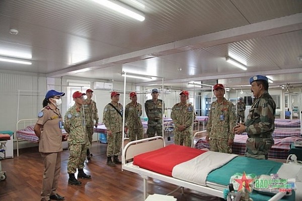 Vietnamese, Indian field hospitals in South Sudan share peacekeeping experience