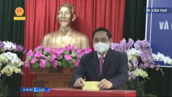 Prime Minister Pham Minh Chinh casts ballots in Can Tho