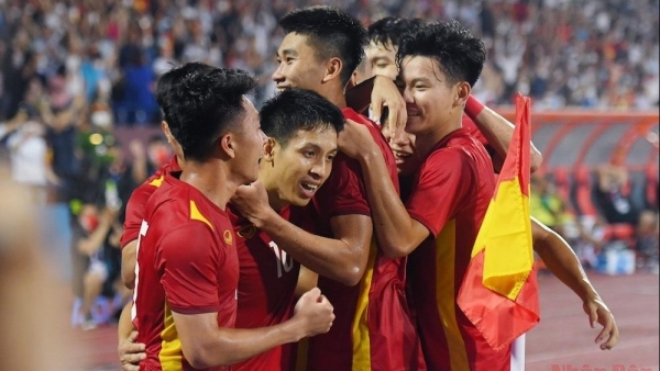 SEA Games 31: Vietnamese U23 team demonstrate power with 3-0 rout of Indonesian team