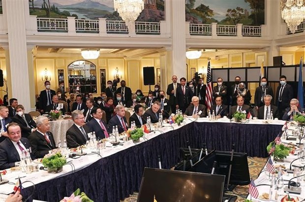 ASEAN leaders meet with US business community. (Photo: VNA)