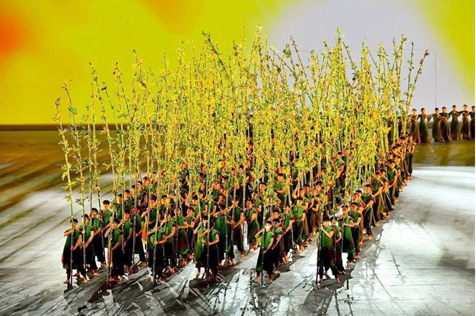 Bamboo tree icon. Bamboo tree icon.