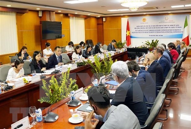 Vietnam and Italy convened the 7th meeting of the Joint Commission on Economic Cooperation in Hanoi on June 7. (Photo: VNA)