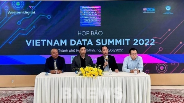 First Data Summit: To develop a data-driven culture in Vietnam