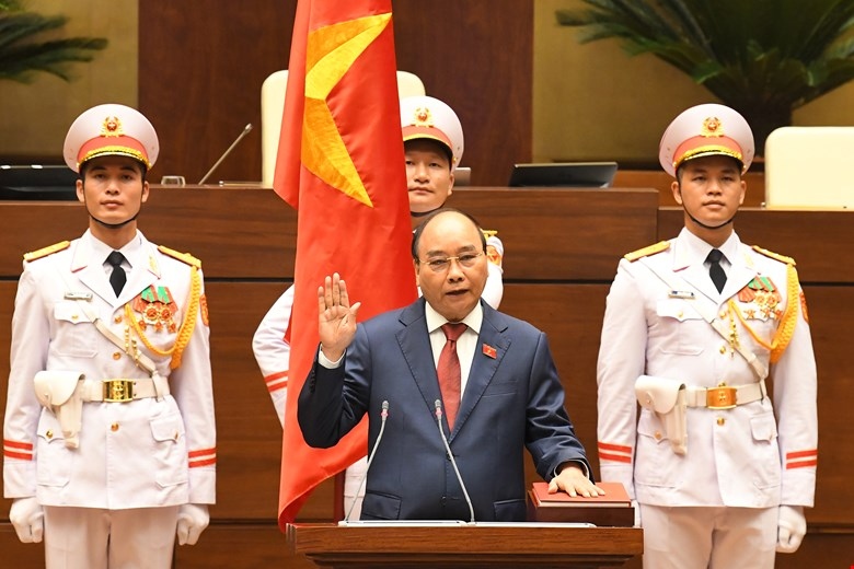 State President Nguyen Xuan Phuc takes oath of office