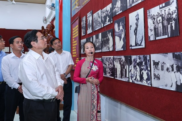 Prime Minister asks Hau Giang to make full use of potential for sustainable development. (Photo: VGP) Prime Minister asks Hau Giang to make full use of potential for sustainable development. (Photo: VGP)