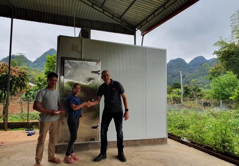 The walk-in cooler at Dong Sang Organic Agriculture Cooperative (Dong Sang commune, Moc Chau district) was the first walk-in cooler installed by the project.