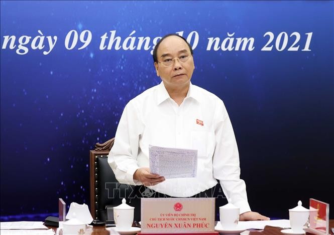 President urges HCM City to control risks following reopening measures