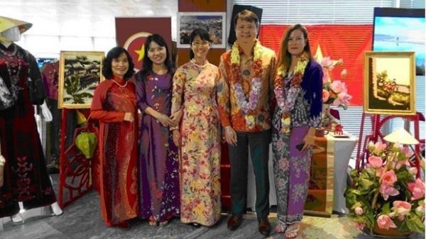 Ao dai and Vietnamese culture promoted at festival in Geneva