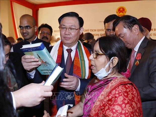 Remarks by NA Chairman Vuong Dinh Hue at the meeting with India-Viet Nam Friendship Associations