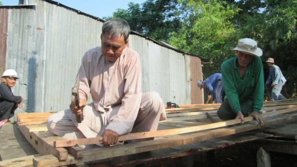 Building a cosy home for border zone people to have their livelihood stabilized